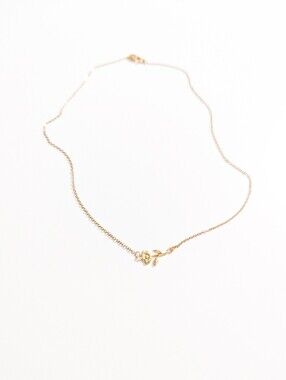 Birth Flower April Daisy Gold-plated Choker Necklace